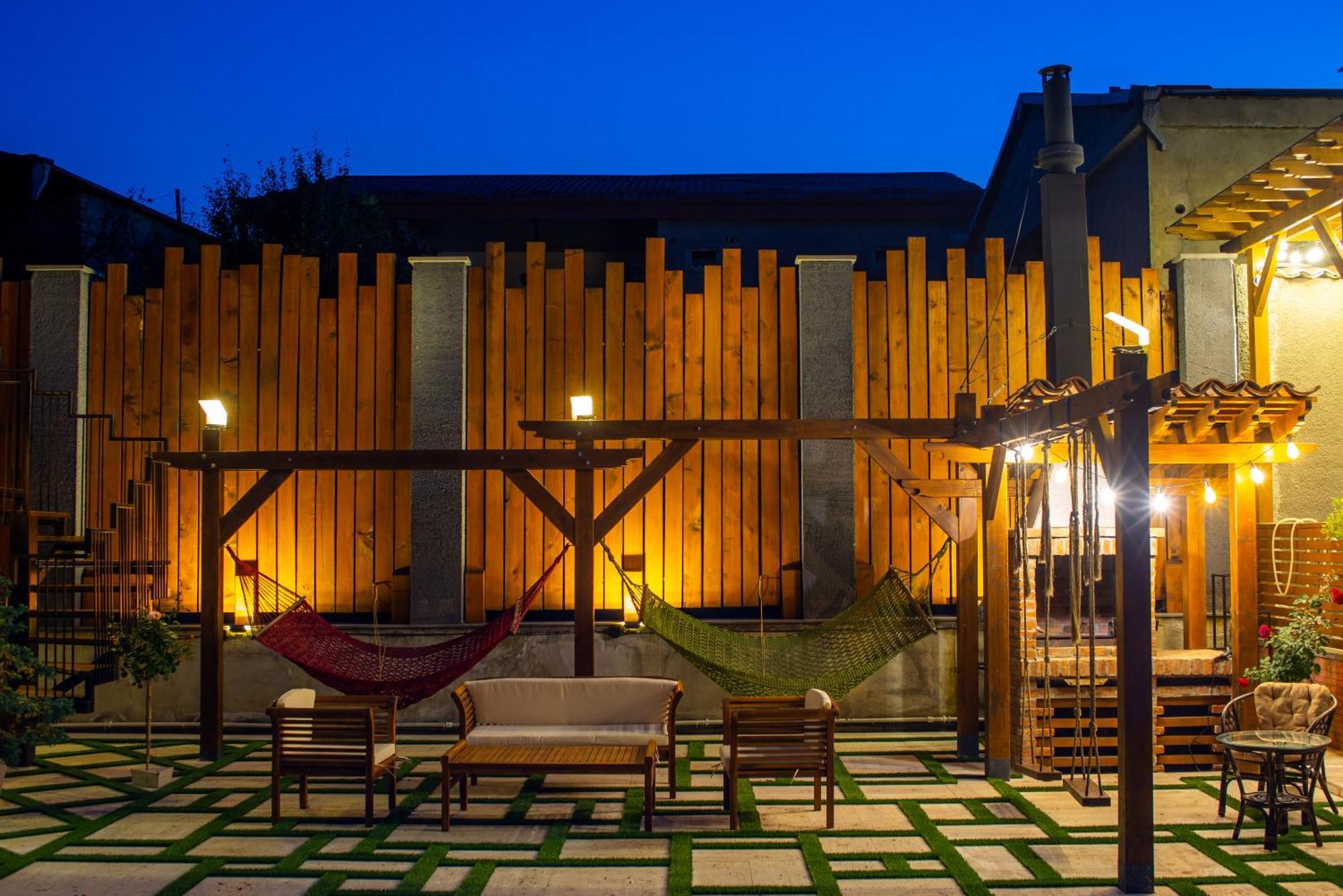 Wanderholic Hotell Telavi Eksteriør bilde
